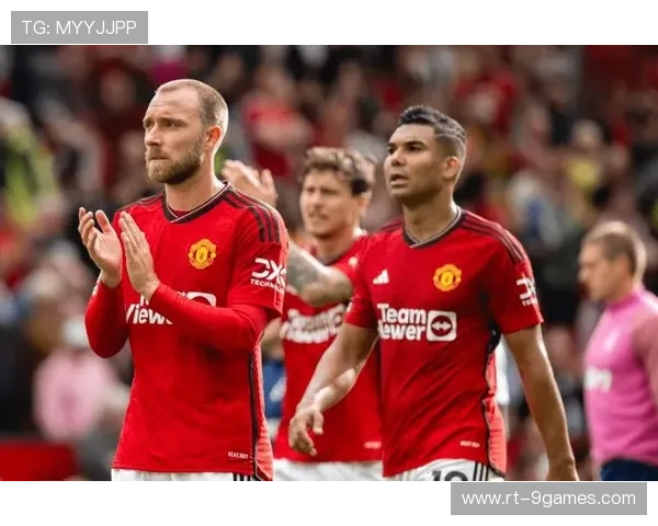 曼联对阵埃弗顿，锋线排兵布阵调整